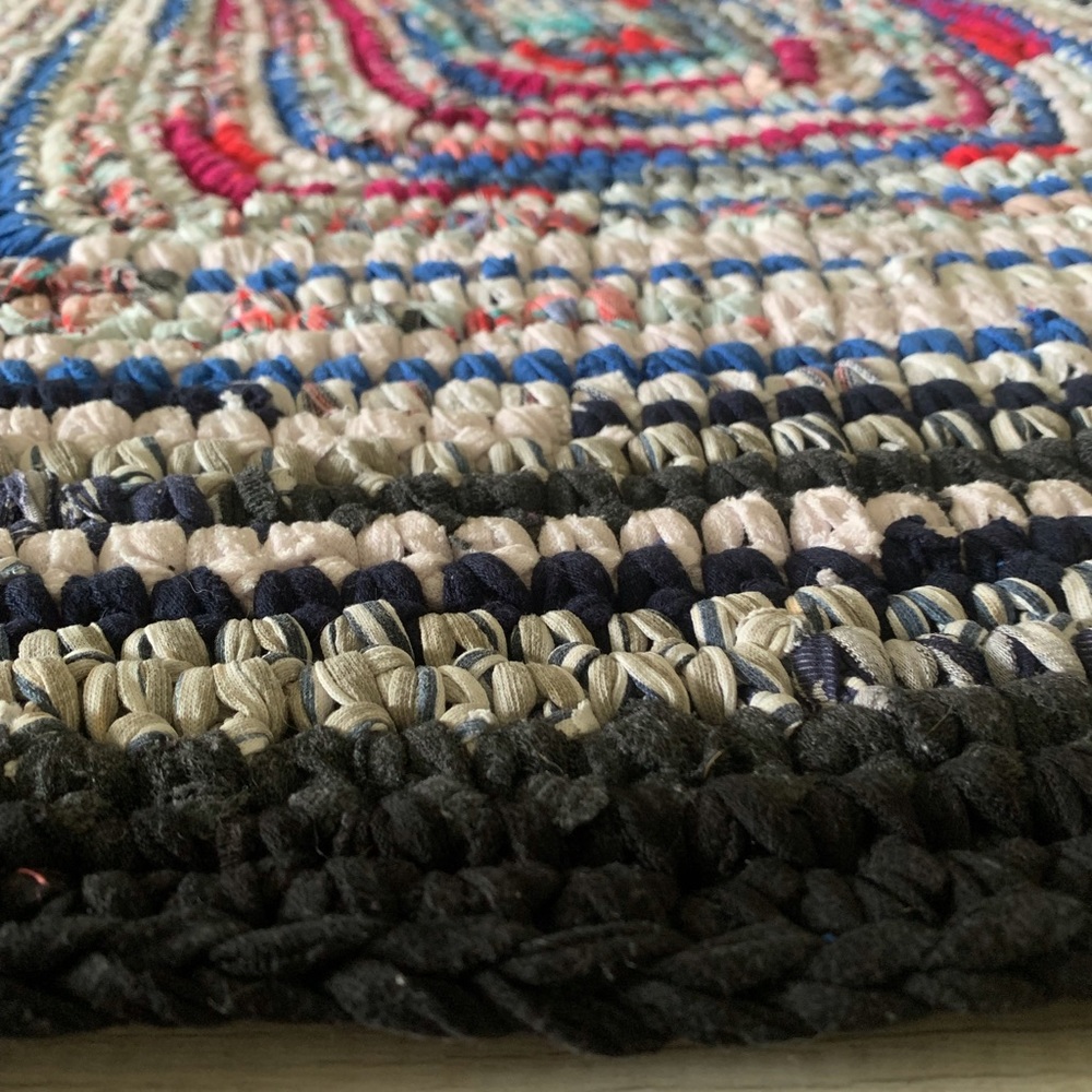 Rug. NWOT - Picture 13 of 14